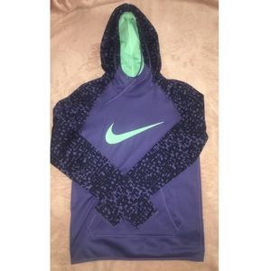 Nike dri-fit funnel hoodie